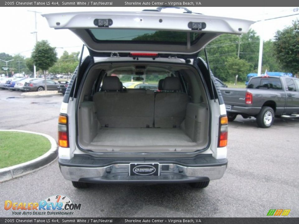 2005 Chevrolet Tahoe LS 4x4 Summit White / Tan/Neutral Photo #11
