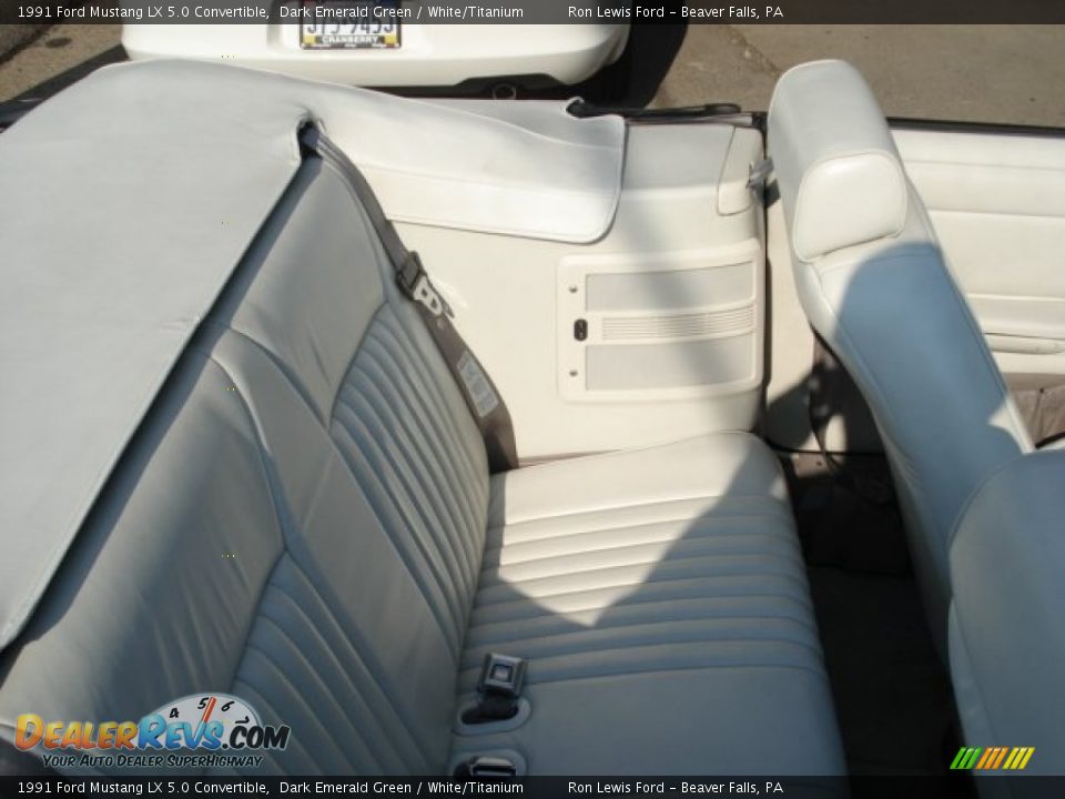 White/Titanium Interior - 1991 Ford Mustang LX 5.0 Convertible Photo #19