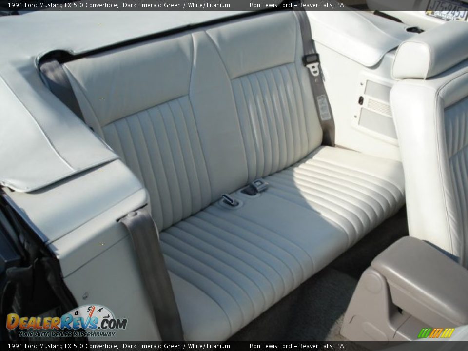 White/Titanium Interior - 1991 Ford Mustang LX 5.0 Convertible Photo #20