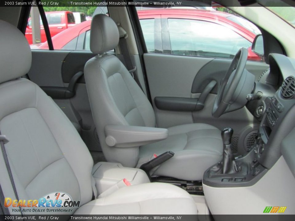 Gray Interior 2003 Saturn Vue Photo 17 Dealerrevs Com