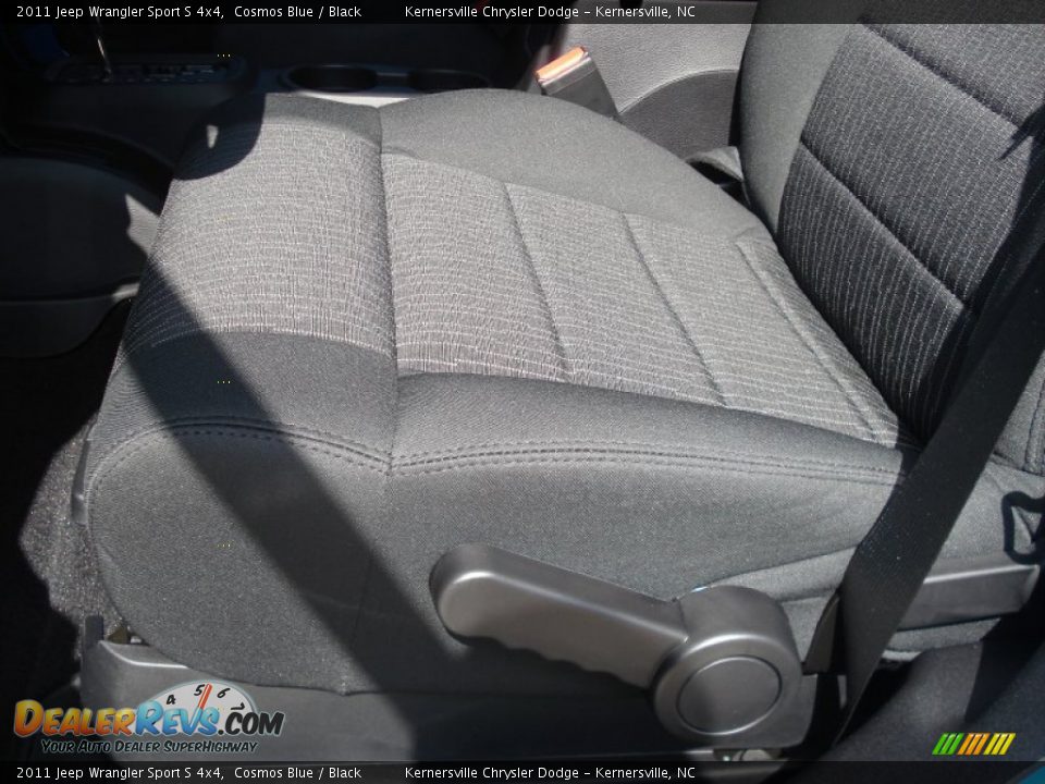 2011 Jeep Wrangler Sport S 4x4 Cosmos Blue / Black Photo #10