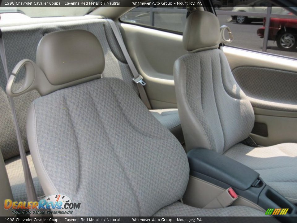 Neutral Interior - 1998 Chevrolet Cavalier Coupe Photo #6