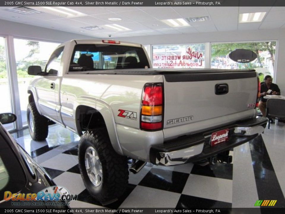 2005 GMC Sierra 1500 SLE Regular Cab 4x4 Silver Birch Metallic / Dark Pewter Photo #5