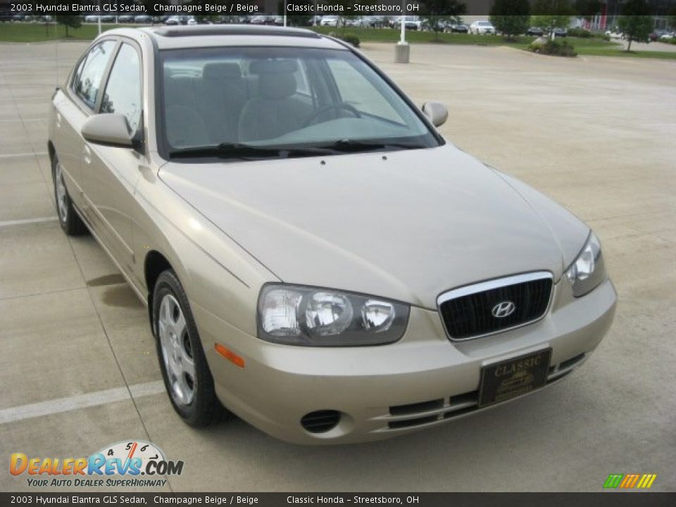 2003 Hyundai Elantra GLS Sedan Champagne Beige / Beige Photo #1