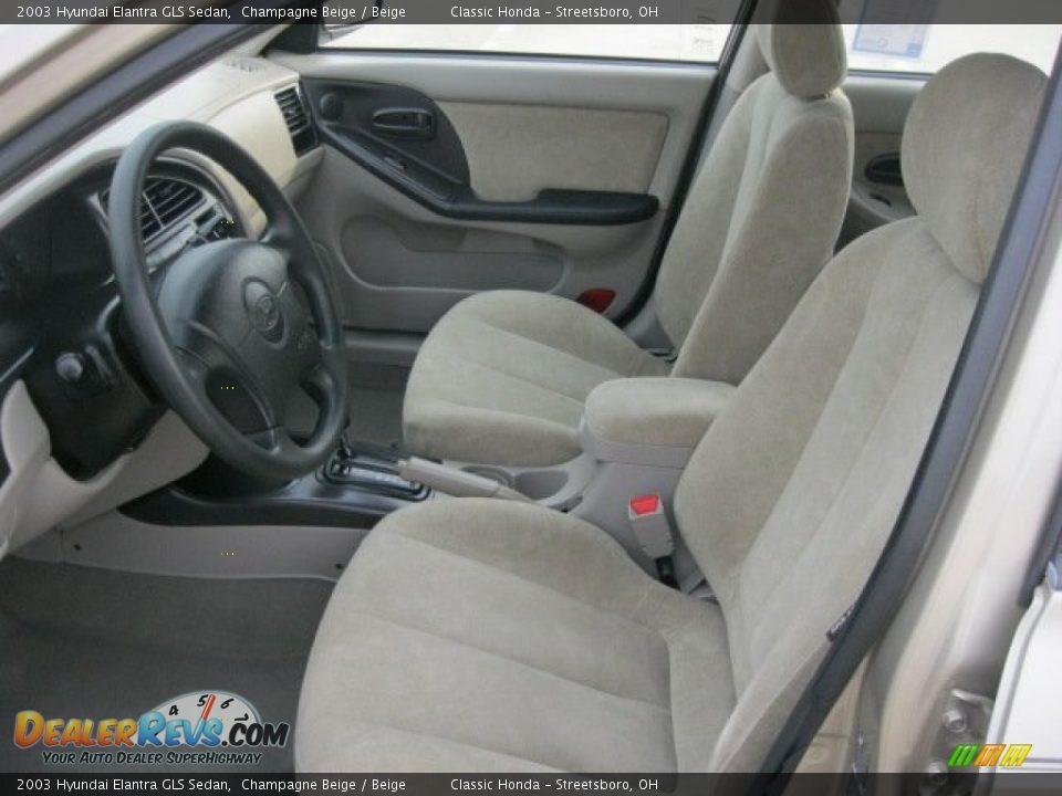 2003 Hyundai Elantra GLS Sedan Champagne Beige / Beige Photo #17