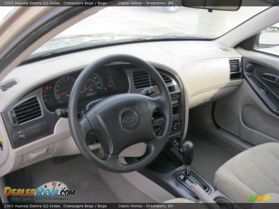 2003 Hyundai Elantra GLS Sedan Champagne Beige / Beige Photo #18
