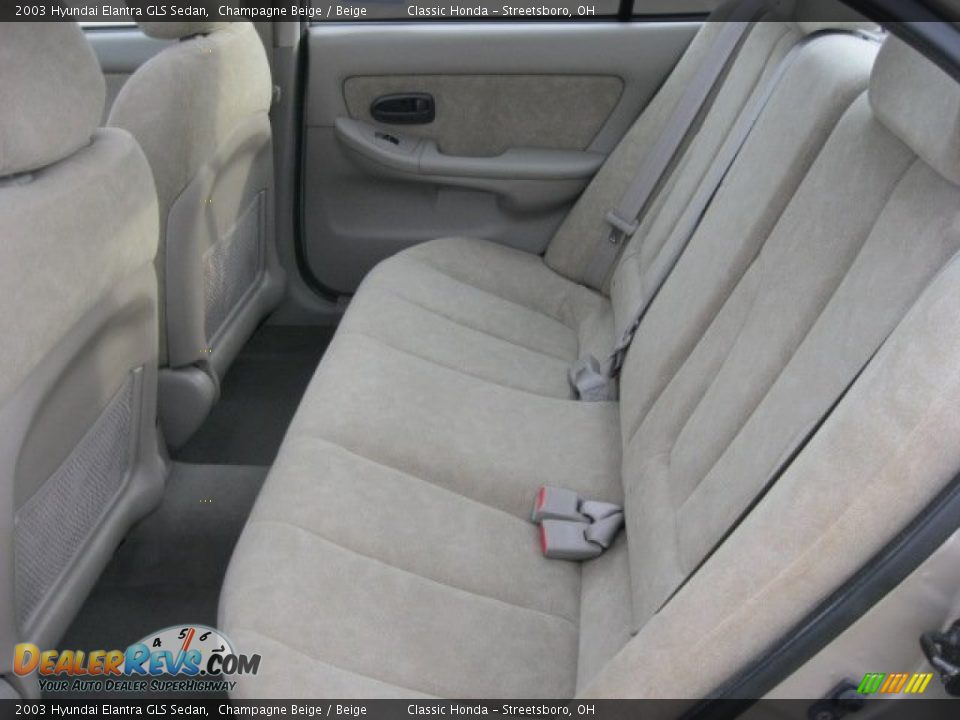 2003 Hyundai Elantra GLS Sedan Champagne Beige / Beige Photo #28