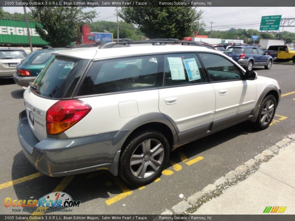2005 Subaru Outback 3.0 R L.L. Bean Edition Wagon Satin White Pearl / Taupe Photo #11