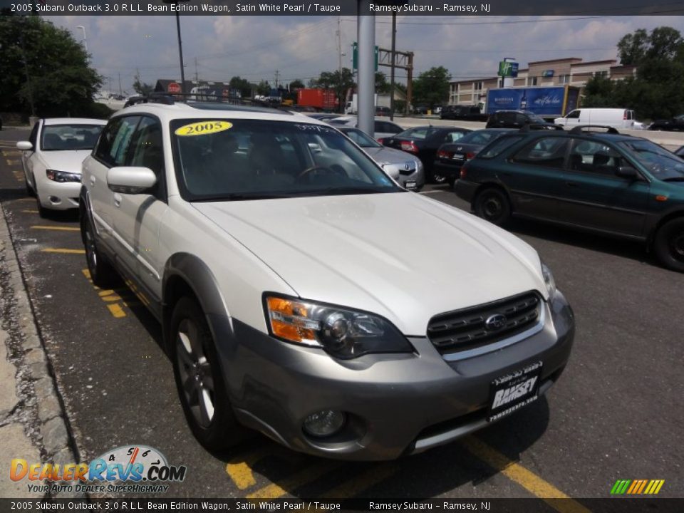 2005 Subaru Outback 3.0 R L.L. Bean Edition Wagon Satin White Pearl / Taupe Photo #14