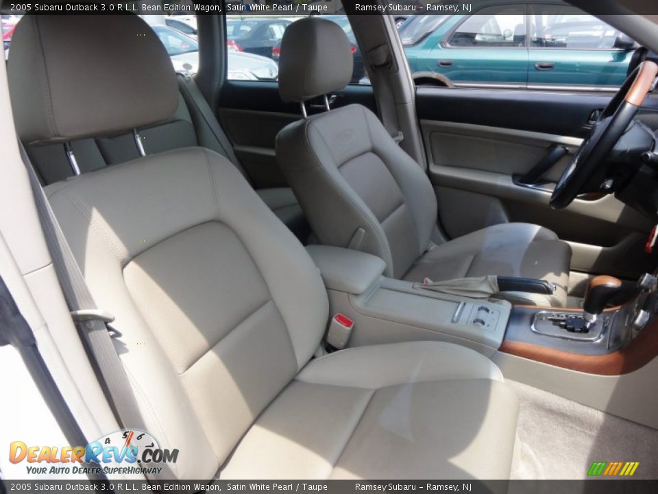 2005 Subaru Outback 3.0 R L.L. Bean Edition Wagon Satin White Pearl / Taupe Photo #27