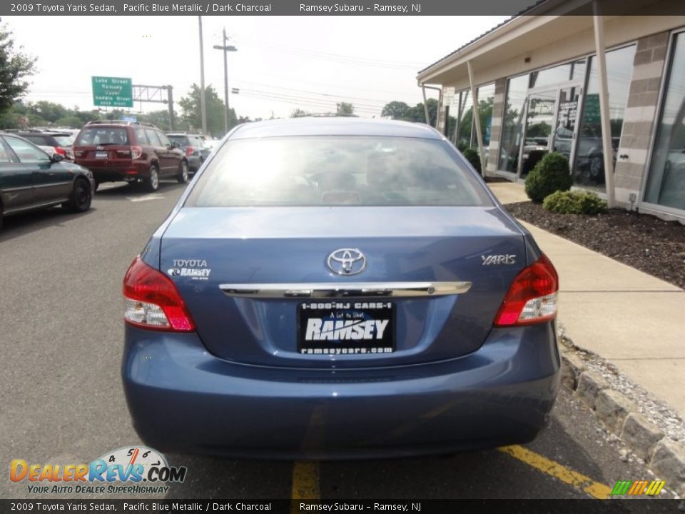 2009 Toyota Yaris Sedan Pacific Blue Metallic / Dark Charcoal Photo #6