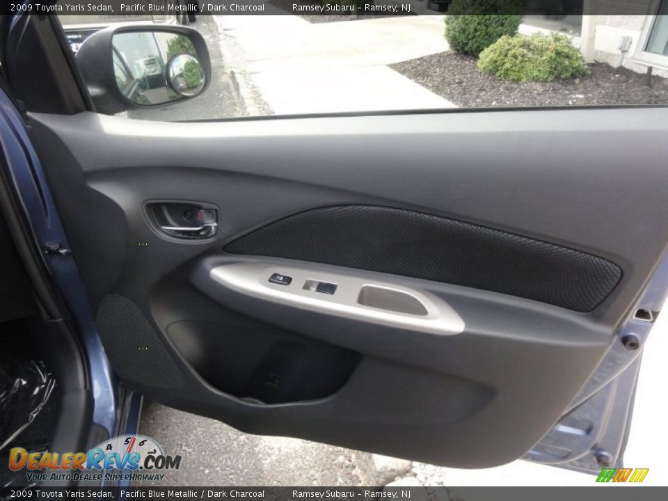 2009 Toyota Yaris Sedan Pacific Blue Metallic / Dark Charcoal Photo #27