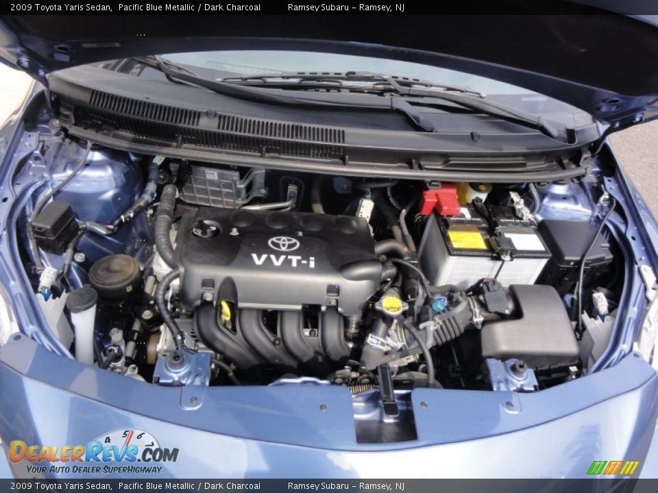 2009 Toyota Yaris Sedan Pacific Blue Metallic / Dark Charcoal Photo #33