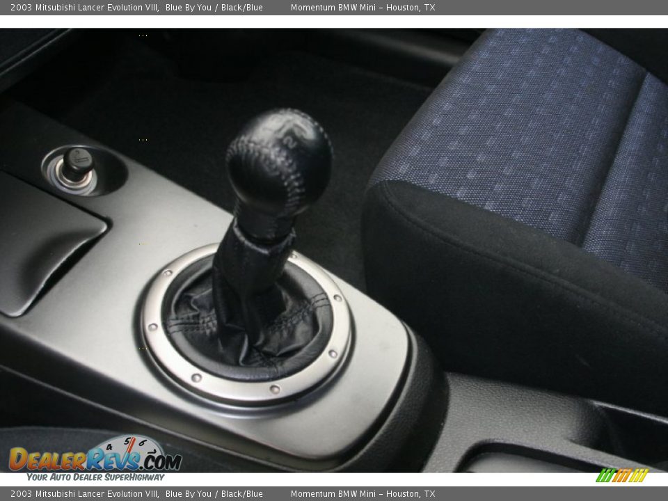2003 Mitsubishi Lancer Evolution VIII Shifter Photo #32