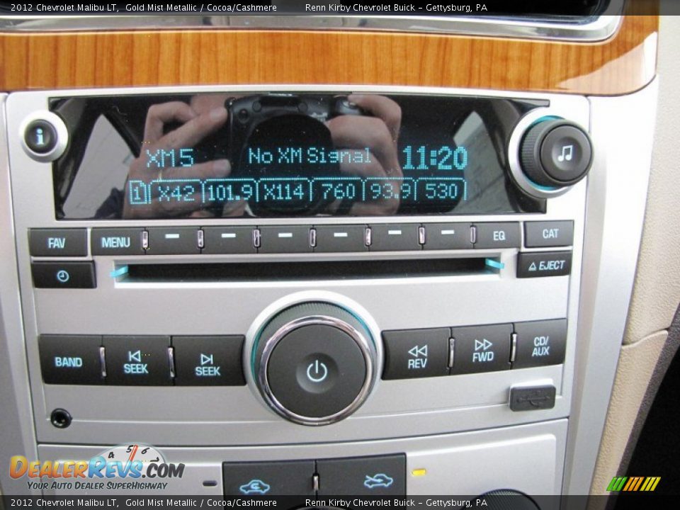 Controls of 2012 Chevrolet Malibu LT Photo #8