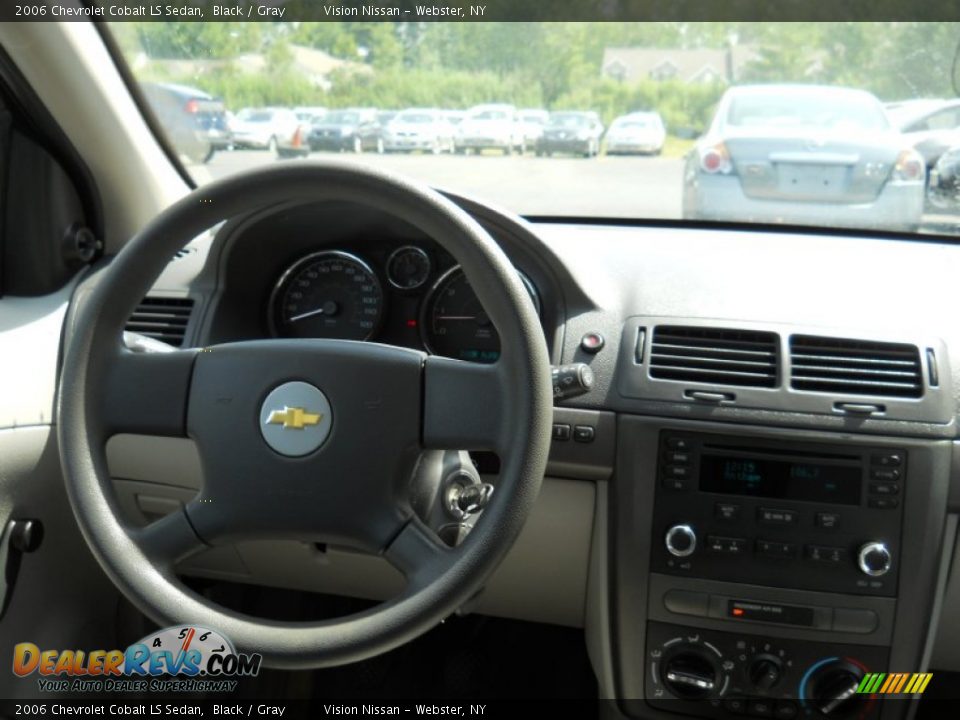 2006 Chevrolet Cobalt LS Sedan Black / Gray Photo #4