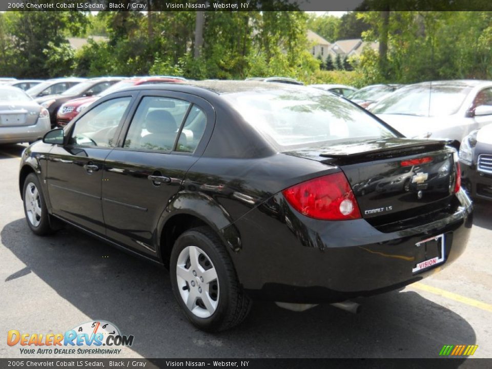 2006 Chevrolet Cobalt LS Sedan Black / Gray Photo #13