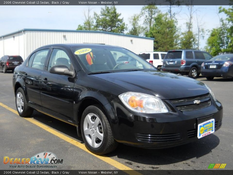 2006 Chevrolet Cobalt LS Sedan Black / Gray Photo #15