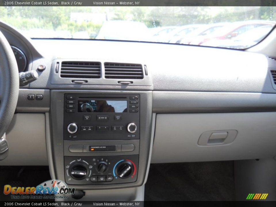 2006 Chevrolet Cobalt LS Sedan Black / Gray Photo #19