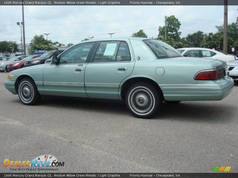 1996 Mercury Grand Marquis GS Medium Willow Green Metallic / Light Graphite Photo #3