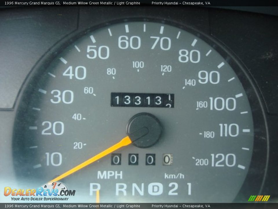 1996 Mercury Grand Marquis GS Medium Willow Green Metallic / Light Graphite Photo #11