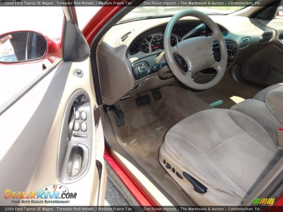 Medium Prairie Tan Interior - 1999 Ford Taurus SE Wagon Photo #13