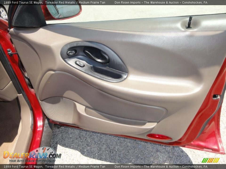 1999 Ford Taurus SE Wagon Toreador Red Metallic / Medium Prairie Tan Photo #22