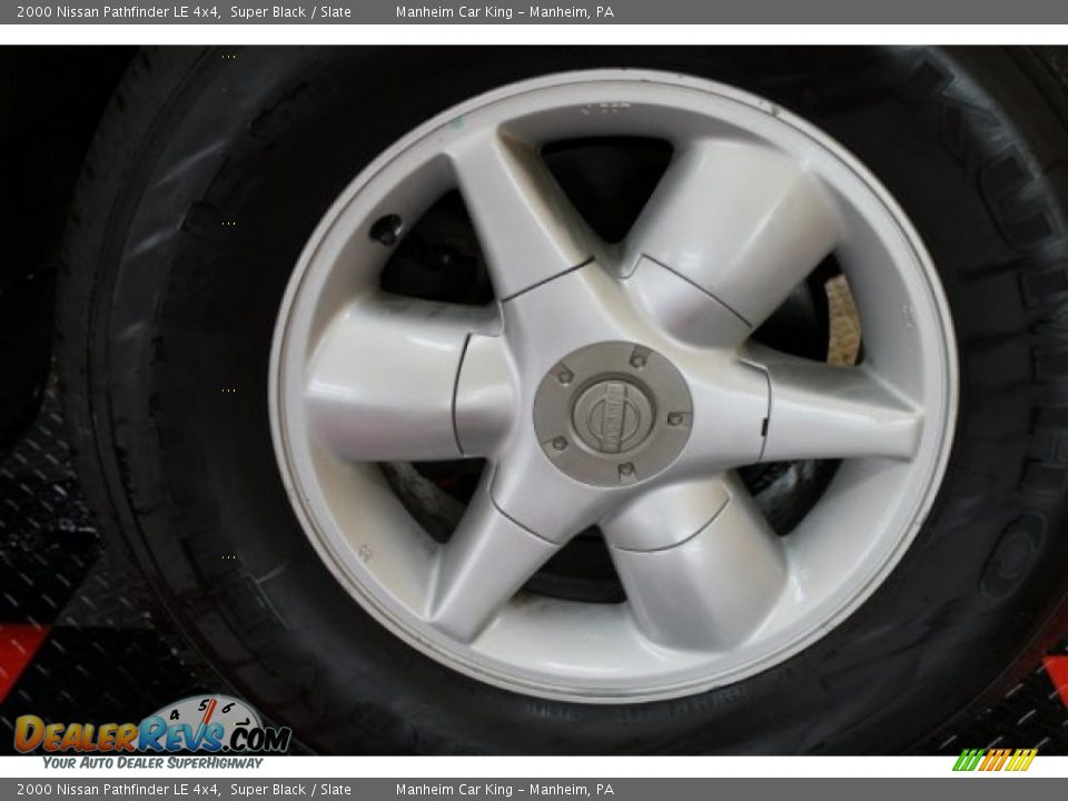 2000 Nissan Pathfinder LE 4x4 Super Black / Slate Photo #19