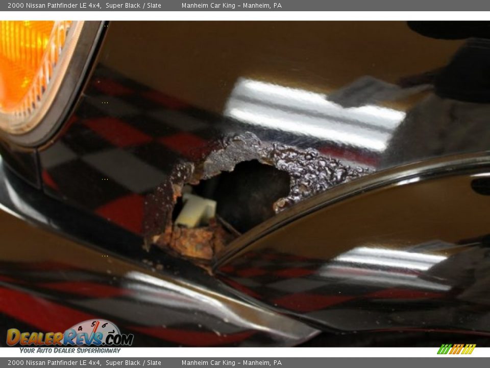 2000 Nissan Pathfinder LE 4x4 Super Black / Slate Photo #22