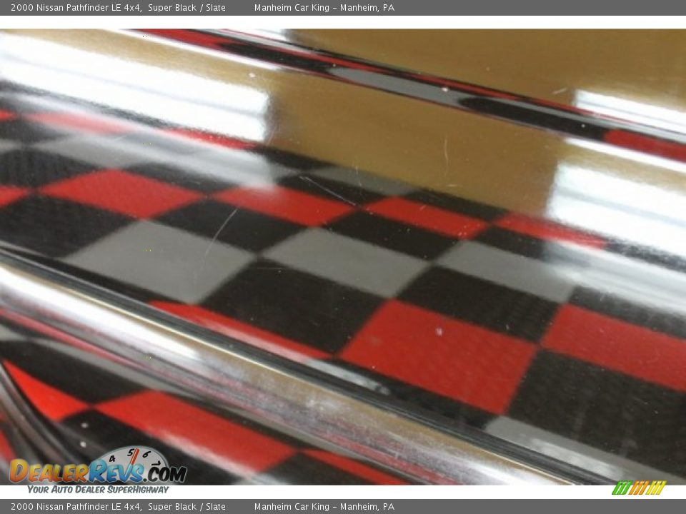 2000 Nissan Pathfinder LE 4x4 Super Black / Slate Photo #26
