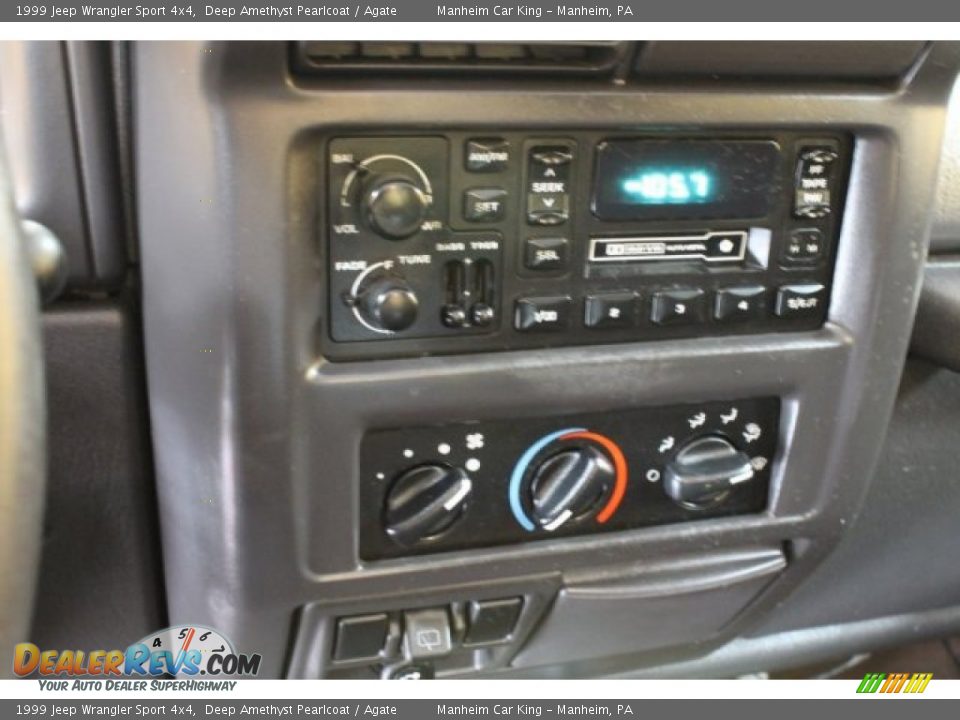 1999 Jeep Wrangler Sport 4x4 Deep Amethyst Pearlcoat / Agate Photo #5