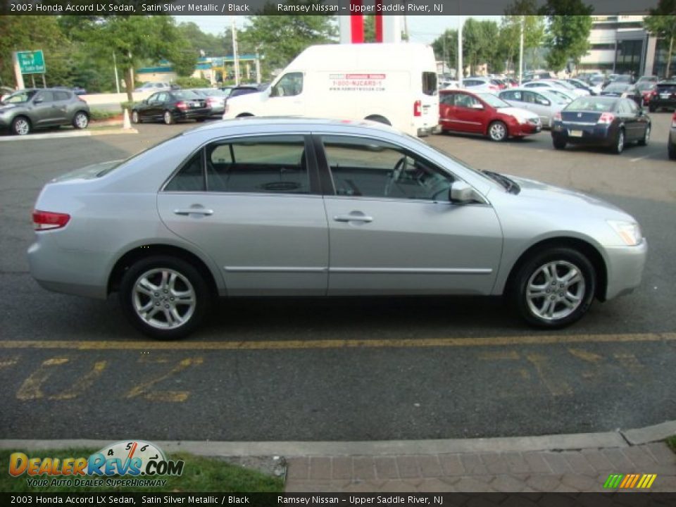 2003 Honda Accord LX Sedan Satin Silver Metallic / Black Photo #8
