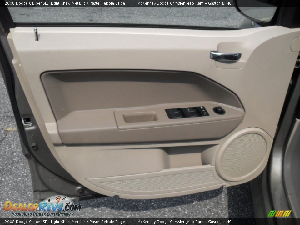 2008 Dodge Caliber SE Light Khaki Metallic / Pastel Pebble Beige Photo #8