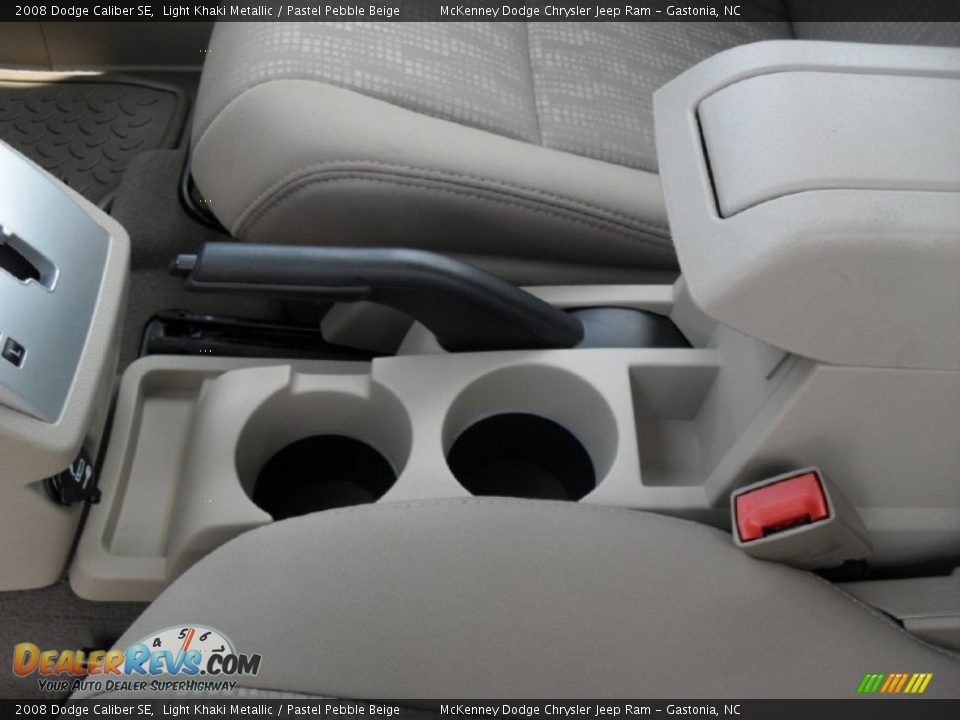 2008 Dodge Caliber SE Light Khaki Metallic / Pastel Pebble Beige Photo #9