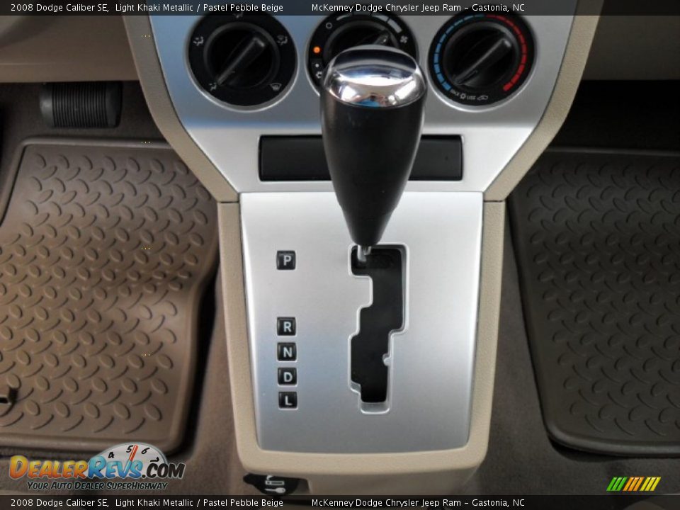 2008 Dodge Caliber SE Light Khaki Metallic / Pastel Pebble Beige Photo #10