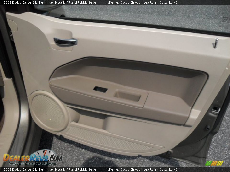 2008 Dodge Caliber SE Light Khaki Metallic / Pastel Pebble Beige Photo #21