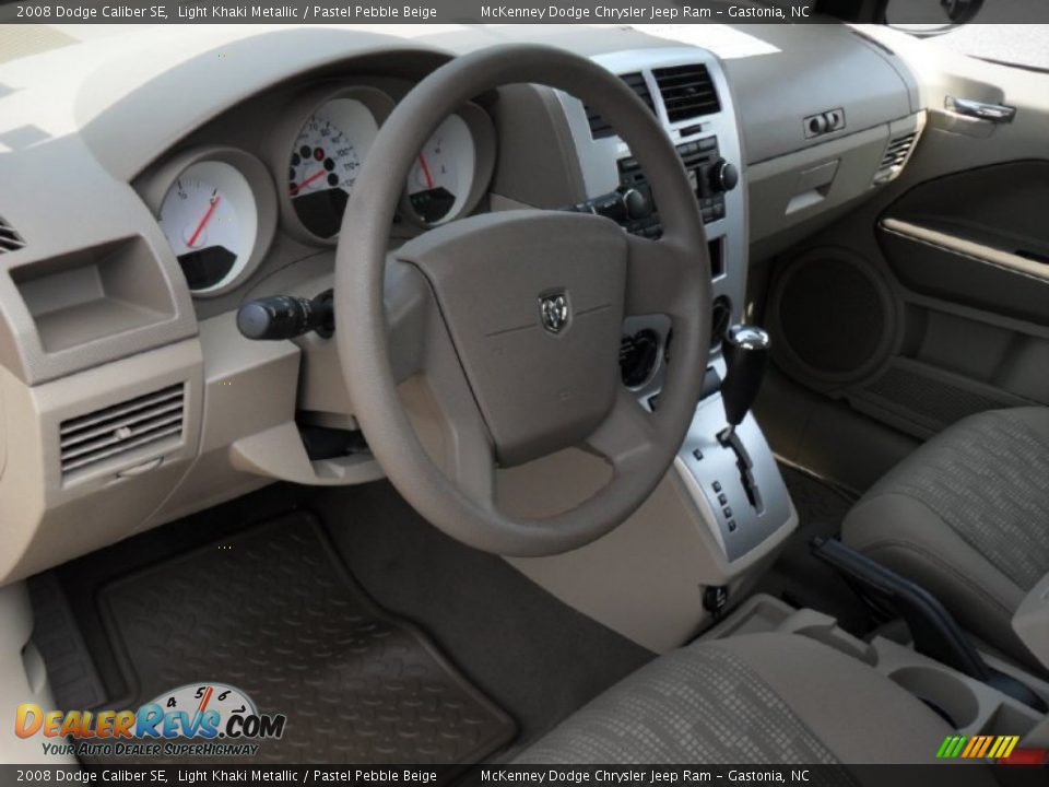 2008 Dodge Caliber SE Light Khaki Metallic / Pastel Pebble Beige Photo #25