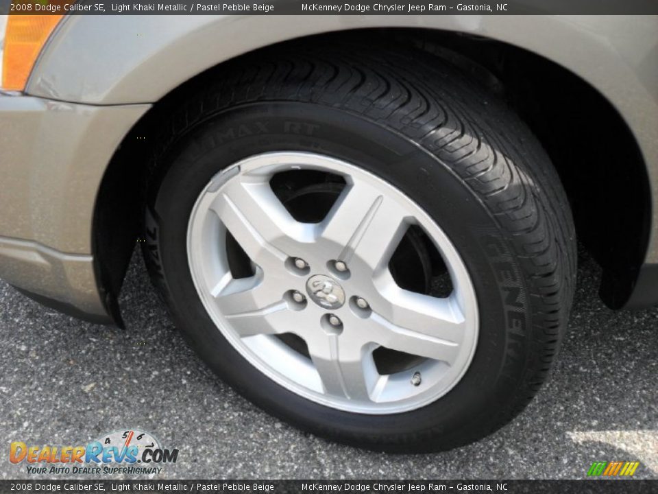 2008 Dodge Caliber SE Light Khaki Metallic / Pastel Pebble Beige Photo #26