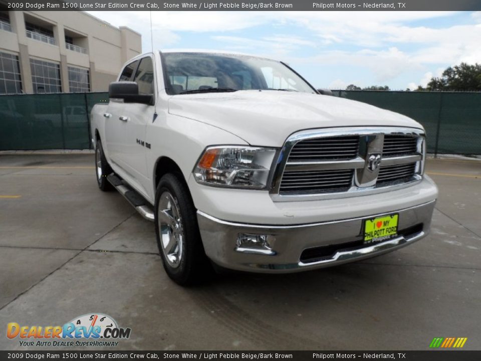 2009 Dodge Ram 1500 Lone Star Edition Crew Cab Stone White / Light Pebble Beige/Bark Brown Photo #1