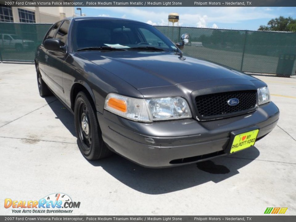 2007 Ford Crown Victoria Police Interceptor Police Medium Titanium Metallic / Medium Light Stone Photo #1