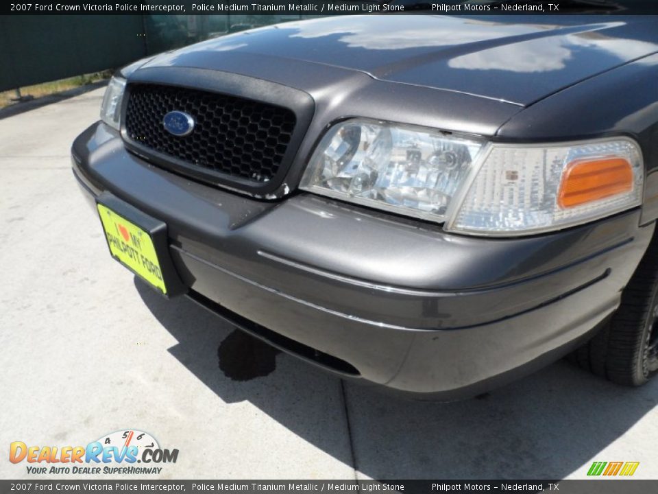 2007 Ford Crown Victoria Police Interceptor Police Medium Titanium Metallic / Medium Light Stone Photo #13