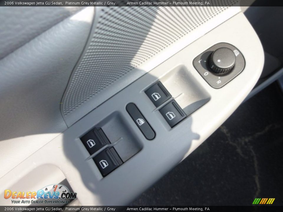 2006 Volkswagen Jetta GLI Sedan Platinum Grey Metallic / Grey Photo #15