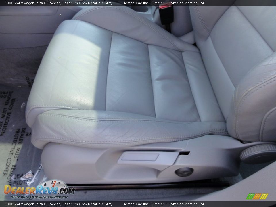 2006 Volkswagen Jetta GLI Sedan Platinum Grey Metallic / Grey Photo #16