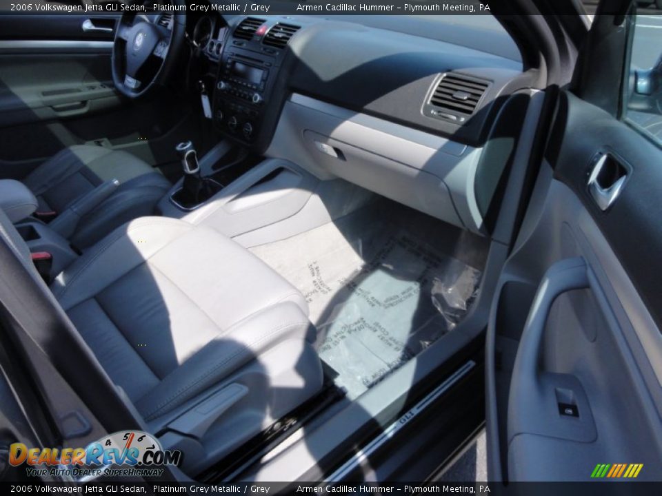 2006 Volkswagen Jetta GLI Sedan Platinum Grey Metallic / Grey Photo #18