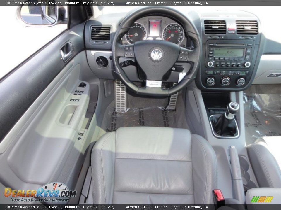 2006 Volkswagen Jetta GLI Sedan Platinum Grey Metallic / Grey Photo #29