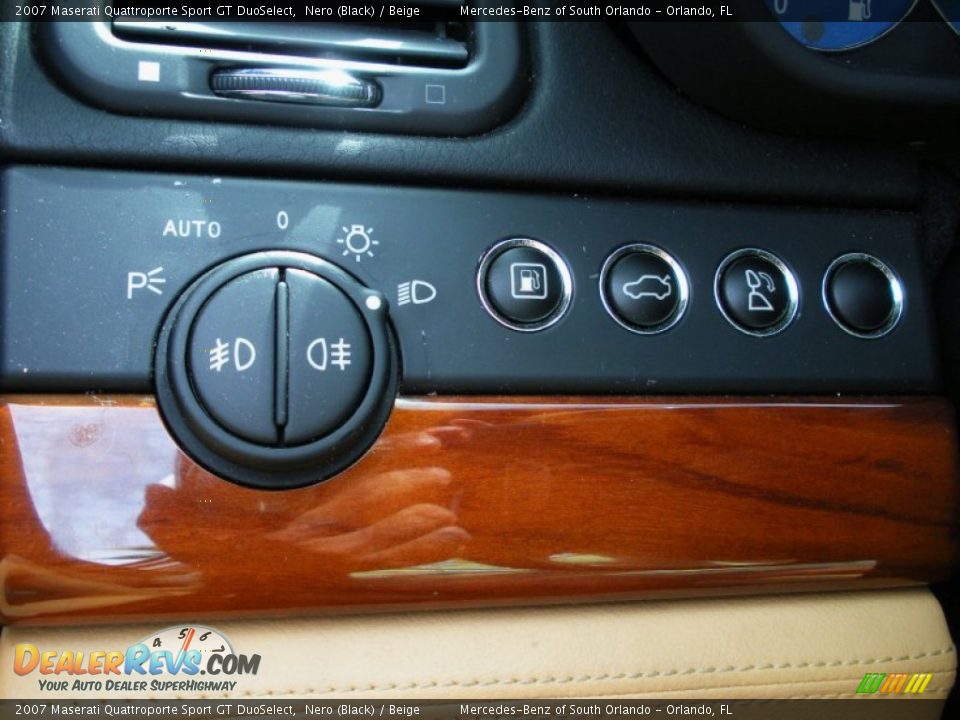 Controls of 2007 Maserati Quattroporte Sport GT DuoSelect Photo #31
