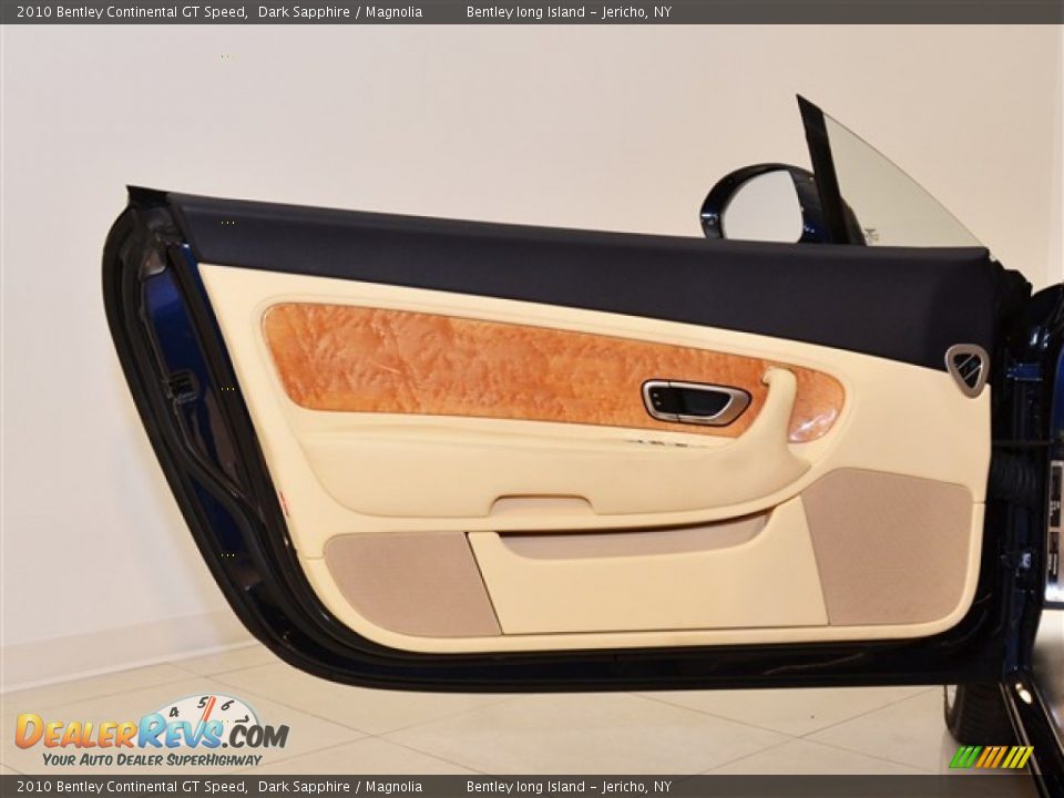 Door Panel of 2010 Bentley Continental GT Speed Photo #17