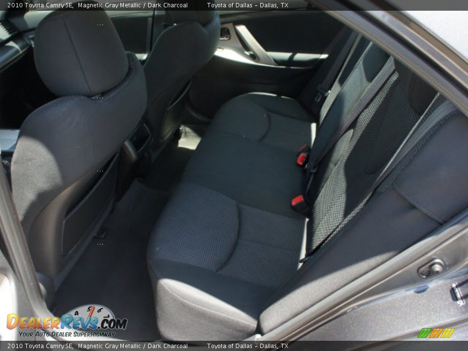 2010 Toyota Camry SE Magnetic Gray Metallic / Dark Charcoal Photo #8