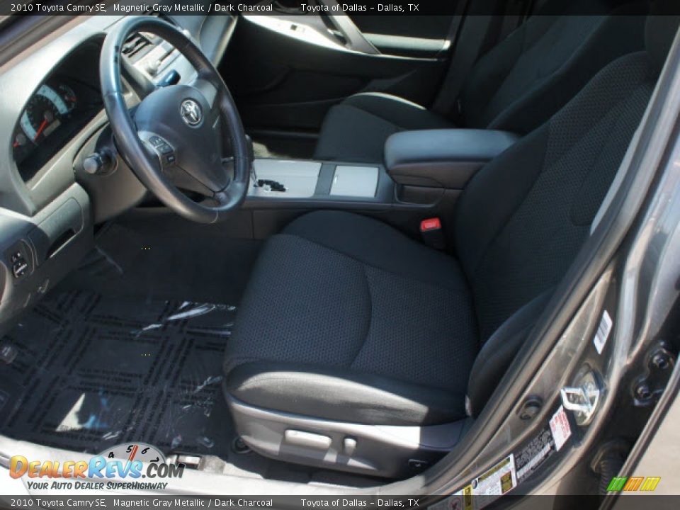 2010 Toyota Camry SE Magnetic Gray Metallic / Dark Charcoal Photo #10