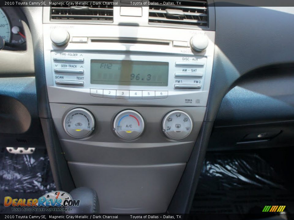 2010 Toyota Camry SE Magnetic Gray Metallic / Dark Charcoal Photo #11